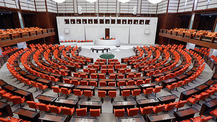 10. Yargı Paketi TBMM Genel Kurulu'nda kabul edildi