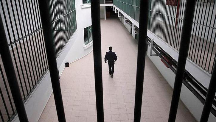 İnfaz yasası yürürlüğe girdi: Tahliyeler başladı