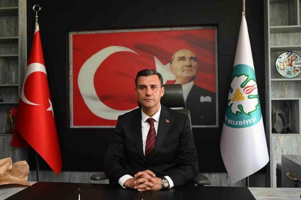 Siyasilerden Ferdi Zeyrek için başsağlığı mesajları