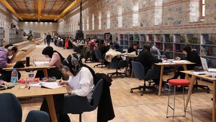 Bakan Ersoy duyurdu! Rami Kütüphanesi dünyanın en iyi 19 yapısından biri
