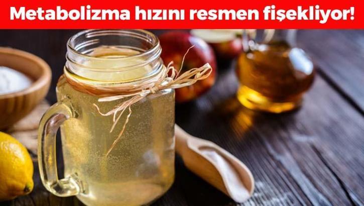 Bel basen ve göbekteki yağları mum gibi eritiyor! Ilık suya limonla birlikte 1 kaşık ekleyin: Metabolizma hızını yüzde 100'e çıkartıp yağları cayır cayır eritiyor!
