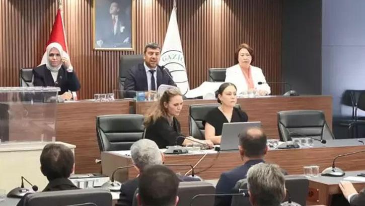 Gaziosmanpaşa Belediyesi AK Parti'ye geçti! Eray Karadeniz belediye başkanvekili seçildi