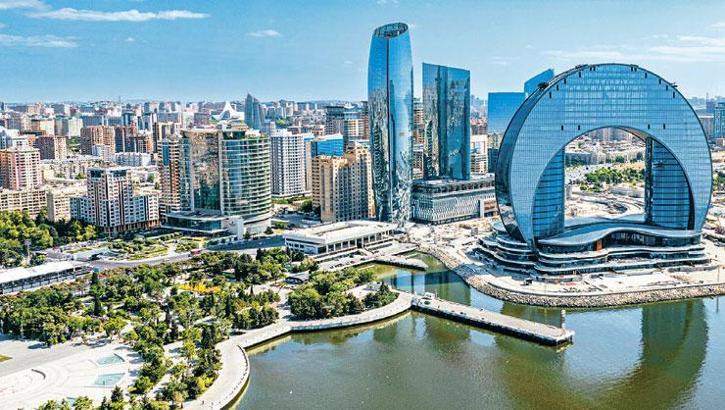 Türk iş insanlarını Azerbaycan'a davet etti