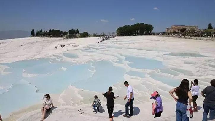 Bakanlık açıkladı! Yabancı turist sayısı nisanda rekor kırdı