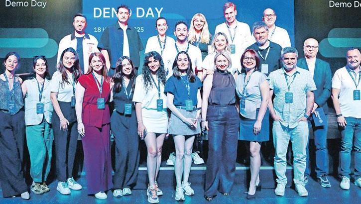 Sigorta sektörünü geleceğe taşıyor