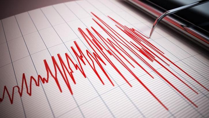 AFAD duyurdu: Ege'de 4.8 büyüklüğünde korkutan deprem!