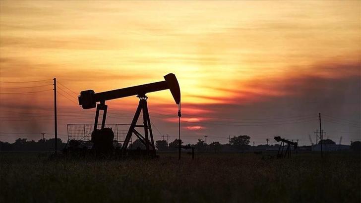 İran'ın ABD üslerine saldırısı sonrası petrol 1 saatte yüzde 6 düştü