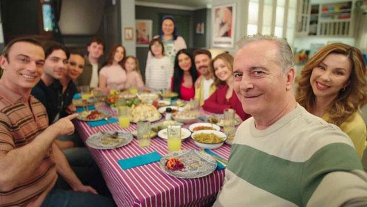 Sihirli Annem Hepimiz Biriz rekora koşuyor! 2025'in en çok izlenen filmi oldu