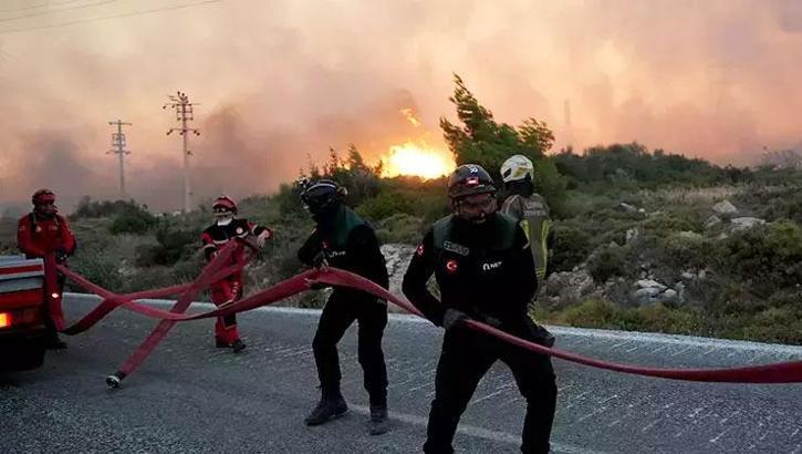 Çeşme'den can yakan görüntüler...Birçok ilde orman yangını!
