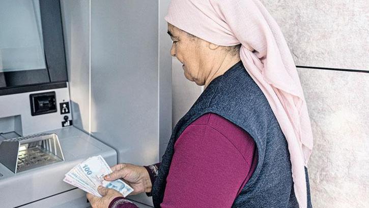 Emekliye % 16.67 memura % 15.57 zam