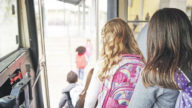 Okul servislerindeki kameralara standart geldi!