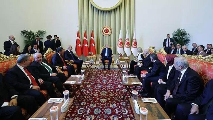 Cumhurbaşkanı Erdoğan, Devlet Bahçeli ve Mustafa Destici görüşüyor