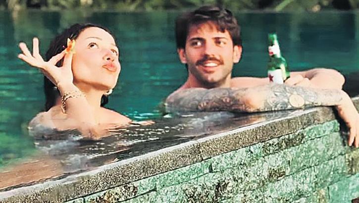 Mavi tur romantizmi