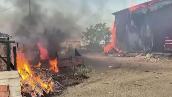 Edirne'de köyde çıkan yangında hayvanlarını alevlerden kurtarmaya çalışan kişi ağır yaralandı