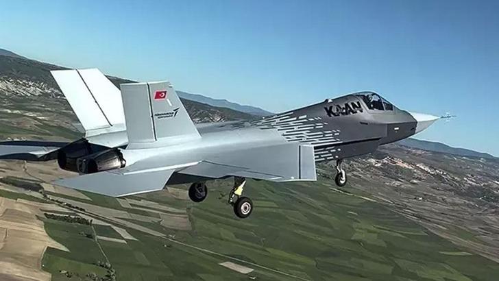 KAAN için tarihi gün! İmzalar IDEF'te atıldı