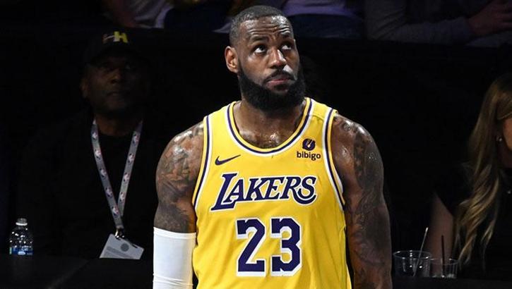 LeBron rekorla veda etmek istiyor