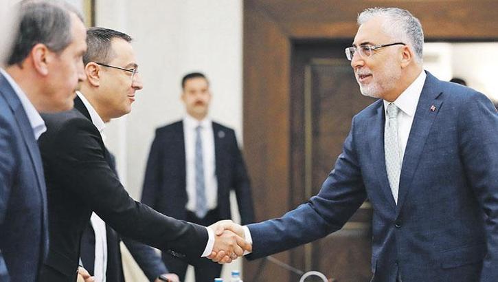 Memurun talebi yüzde 88 ilk zam teklifi yüzde 10 artı 6