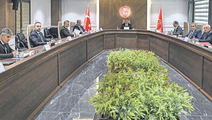 Memur zammı için hakem toplandı