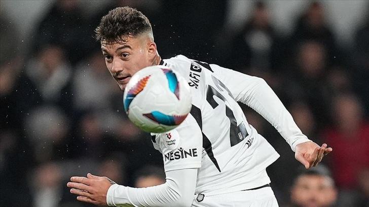 Ernest Muçi transfer mi oldu? Muçi Trabzonspor'a mı transfer oldu, son dakika Beşiktaş