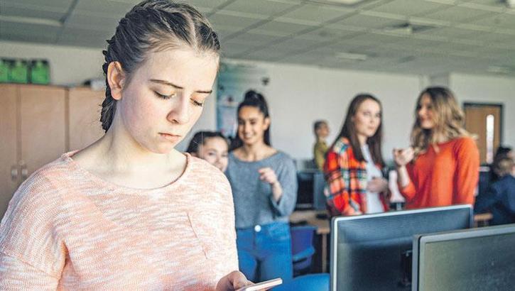Siber zorbalığın 7 sinsi taktiği