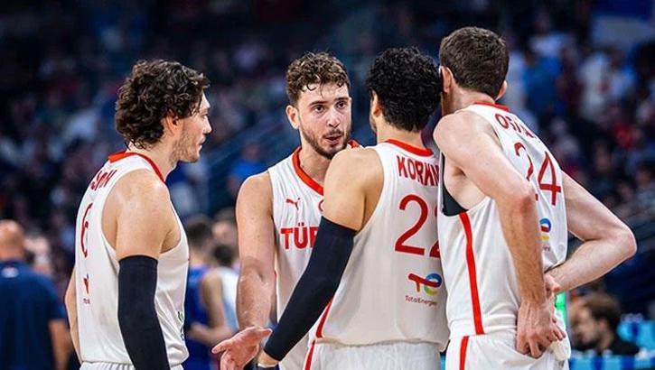 12 Dev Adam, Polonya'yı devirdi! Avrupa Basketbol Şampiyonası'nda yarı finaldeyiz