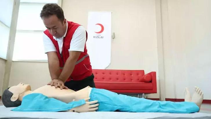 Kızılay'dan Demirören Medya çalışanlarına ilk yardım eğitimi