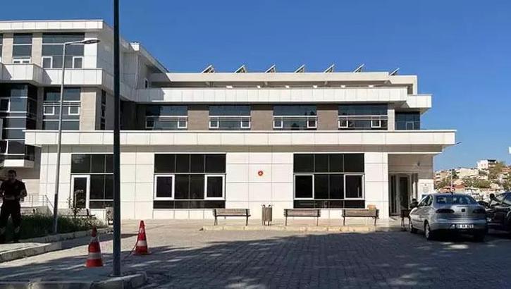 İzmir’de kadın cinayeti: Eski sevgilisini öldürüp, 2 kişiyi yaraladıktan sonra intihar etti