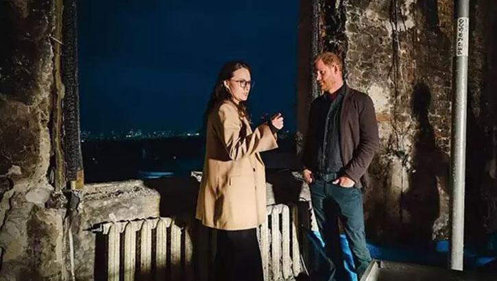 Prens Harry, Ukrayna'da: Rusya'nın vurduğu binayı inceledi!