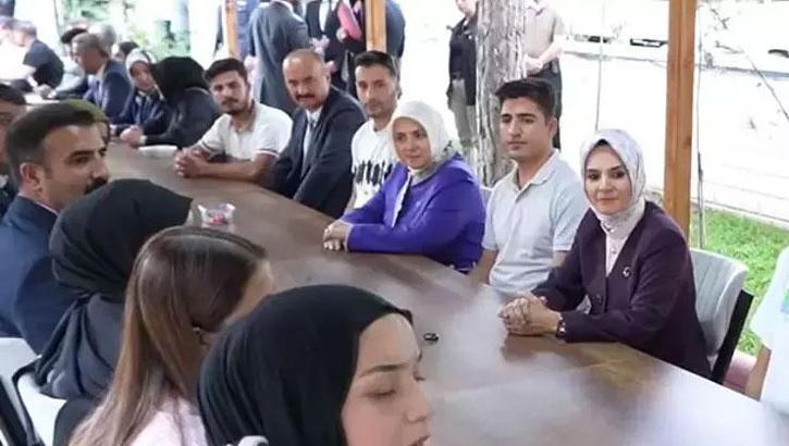 Bakan Göktaş, Şehit Aybüke Yalçın’ın öğrencileri ve meslektaşlarıyla Batman’da buluştu