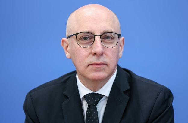 Almanya'da iç istihbaratın başına bir Türk atandı