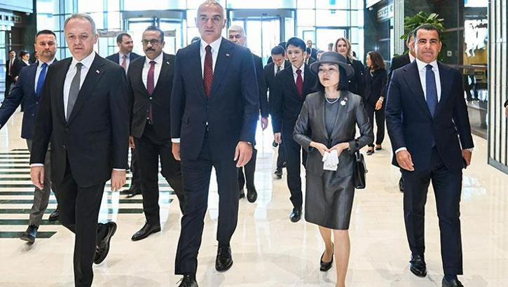 Bakan Ersoy’dan Altes Prenses’e Japonca teşekkür