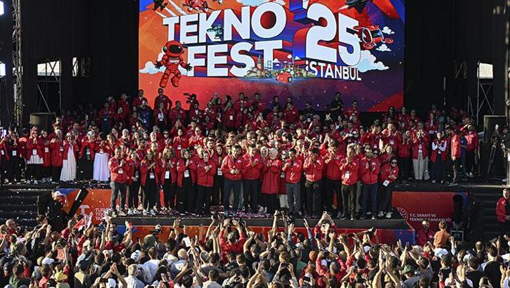 TEKNOFEST İstanbul'u 1 milyon 32 bin kişi ziyaret etti