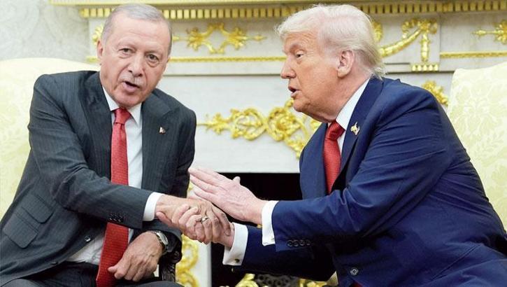 Kritik zirveden sıcak mesajlar