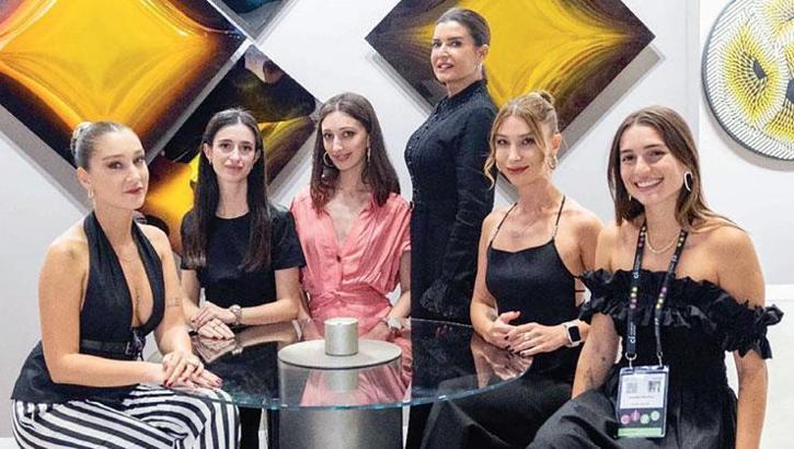 On dokuz sanatçı bir arada