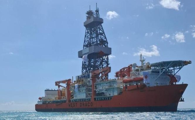 Türkiye'nin 228 metrelik denizdeki yeni gücü! 'West Draco' Mersin'e ulaştı