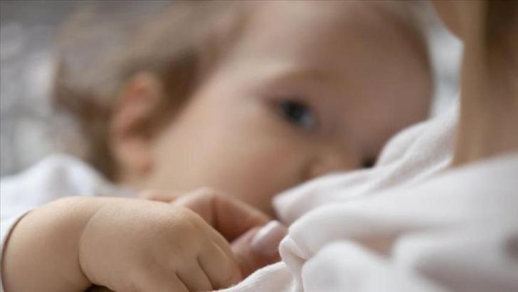 “Emzirme hem anne hem bebek için obeziteye karşı koruyor”