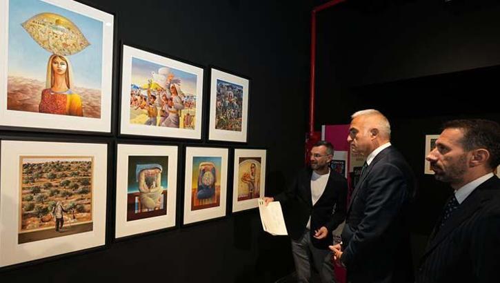 Bakan Mehmet Nuri Ersoy 'Hâlâ Yaşıyorum' sergisini gezdi