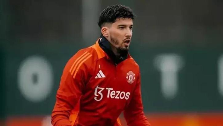 Altay Bayındır'ın hayalleri suya düştü!