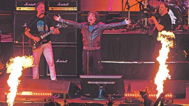 Milei'den konser gibi kitap tanıtımı