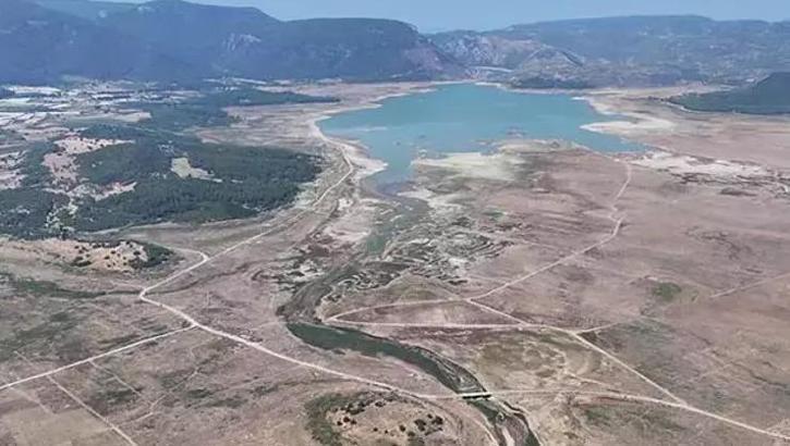 İzmir’de su tükeniyor! Kesintiler uzatıldı, barajlar alarm veriyor