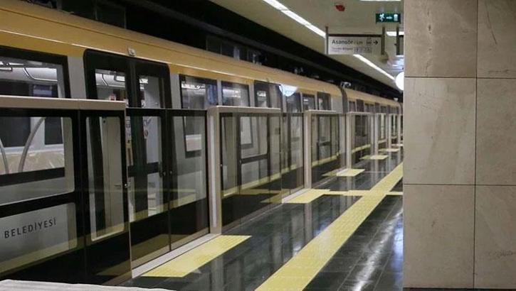 Metroda oyuncak tüfek doğrulup yolcuları korkutan çocuk gözaltına alındı!