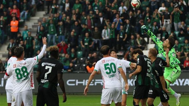Kocaelispor-Alanyaspor maçında 3 puan 2 golle geldi - Güncel Spor Haberleri