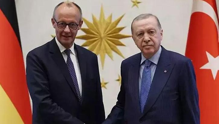 Cumhurbaşkanı Erdoğan'dan Almanya Başbakanı Merz'e İsrail tepkisi: Almanya soykırımı görmüyor mu?
