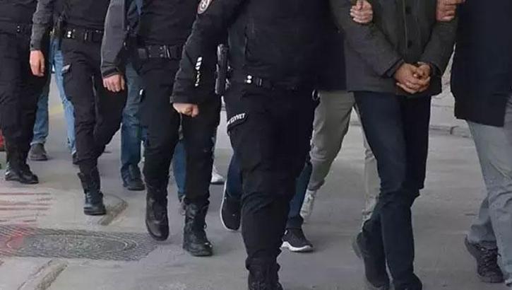 İstanbul merkezli 29 kentte 'fal, büyü dolandırıcılığı' operasyonu: 62 şüpheli yakalandı