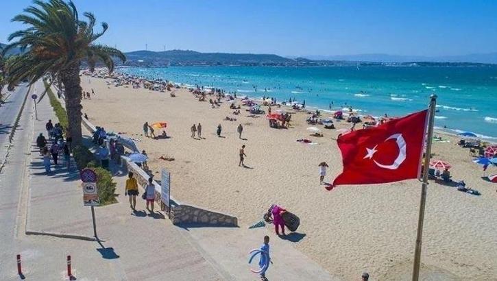 Bakan Ersoy: 9 ayda 50 milyar dolar turizm geliri elde ettik