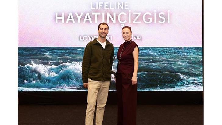 Hatay’da gençlerin hayatına sörf ile dokunuyor