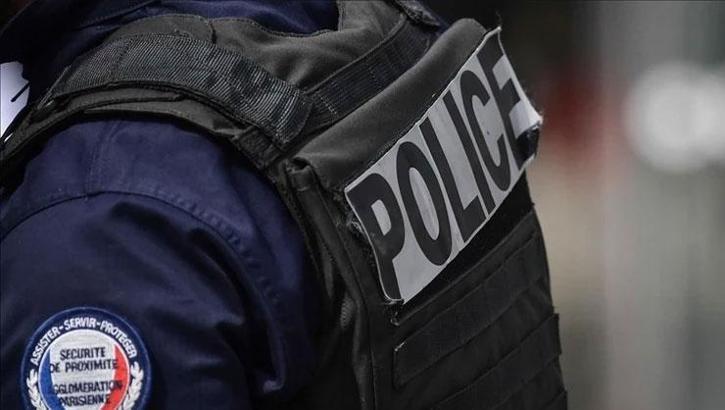 Fransa'da araç kalabalığa daldı! Çok sayıda yaralı