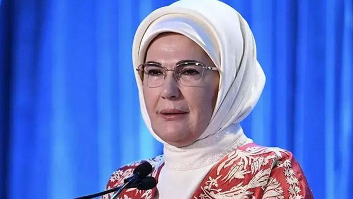 Emine Erdoğan, Topkapı Sarayı Saat Müzesi'nin açılışına katıldı