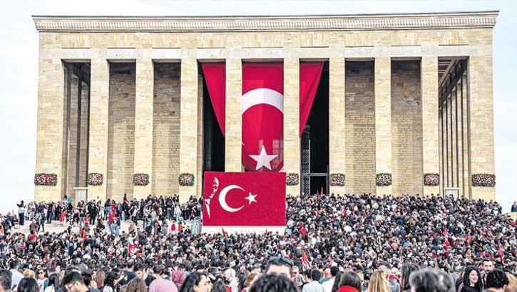 Millet Ata’sını unutmadı