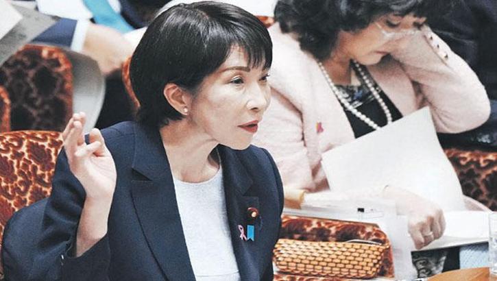 Sadece iki saat uyuyor